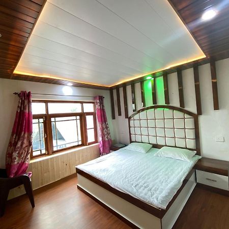 Sheen Homestay Gulmarg Ngoại thất bức ảnh