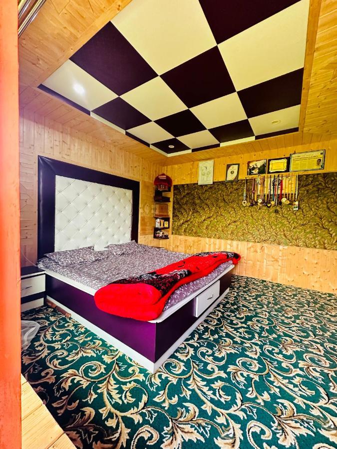 Sheen Homestay Gulmarg Ngoại thất bức ảnh