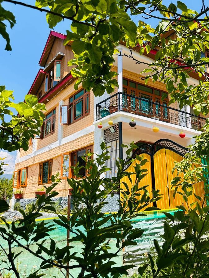 Sheen Homestay Gulmarg Ngoại thất bức ảnh