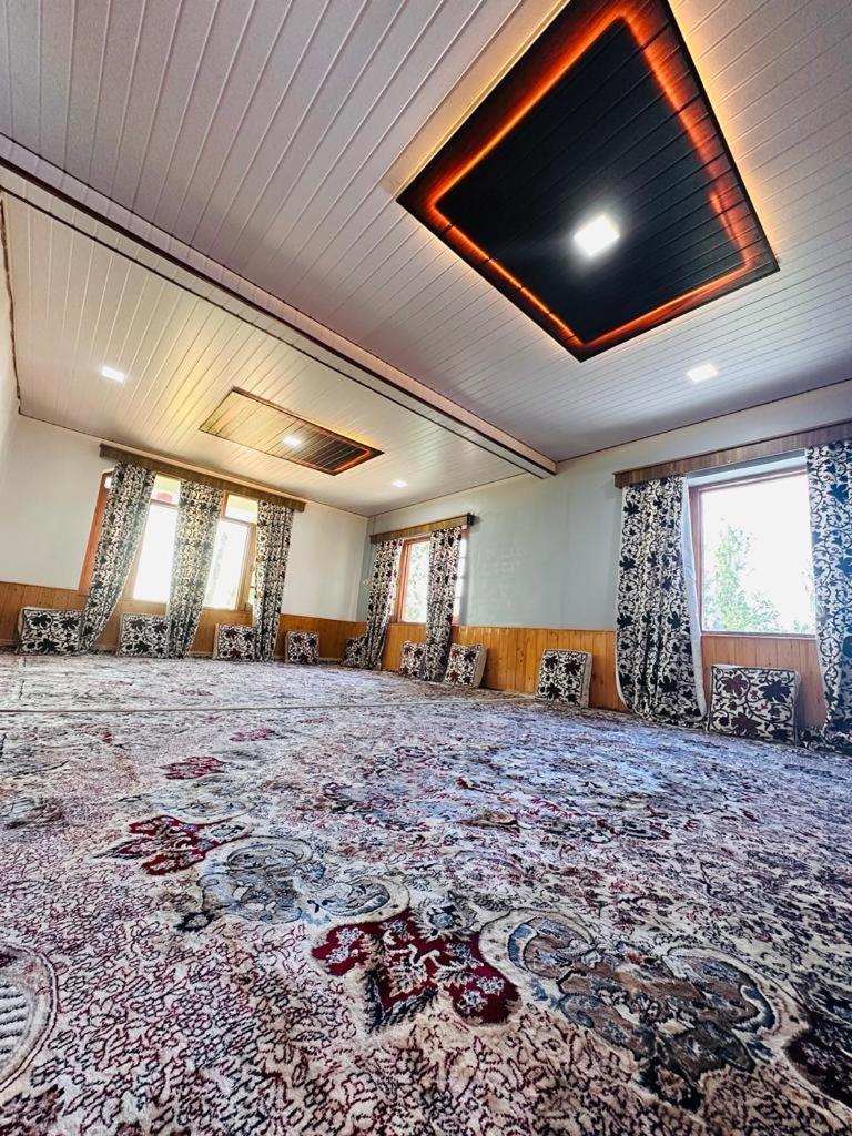 Sheen Homestay Gulmarg Ngoại thất bức ảnh