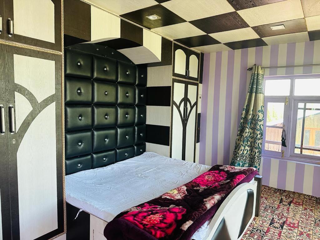 Sheen Homestay Gulmarg Ngoại thất bức ảnh